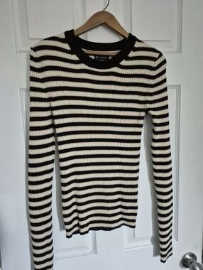GAP Black & Cream Striped Ribbed Crew Sweater